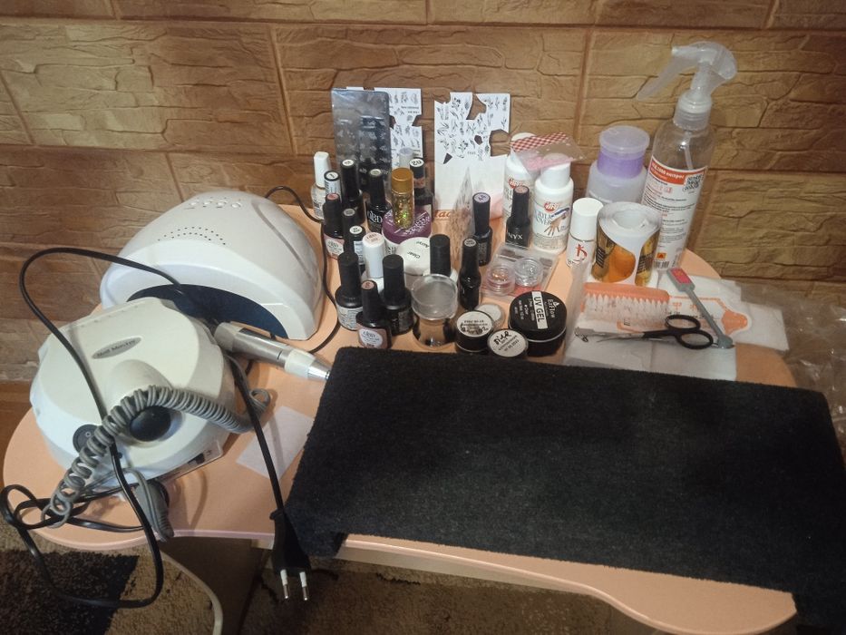 Манікюрний набір