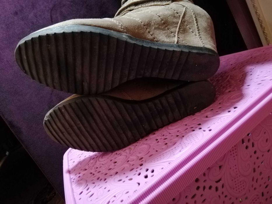 р.39 Снікерси  Graceland чобітки кросівки