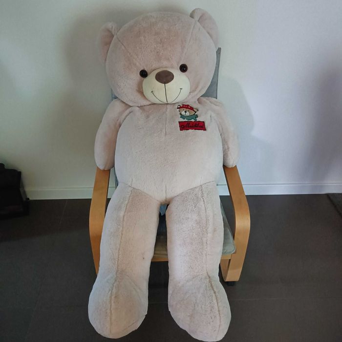 Ursso de peluche gigante novo