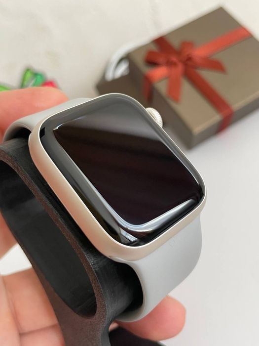 Apple Watch 7-41mm Starlight