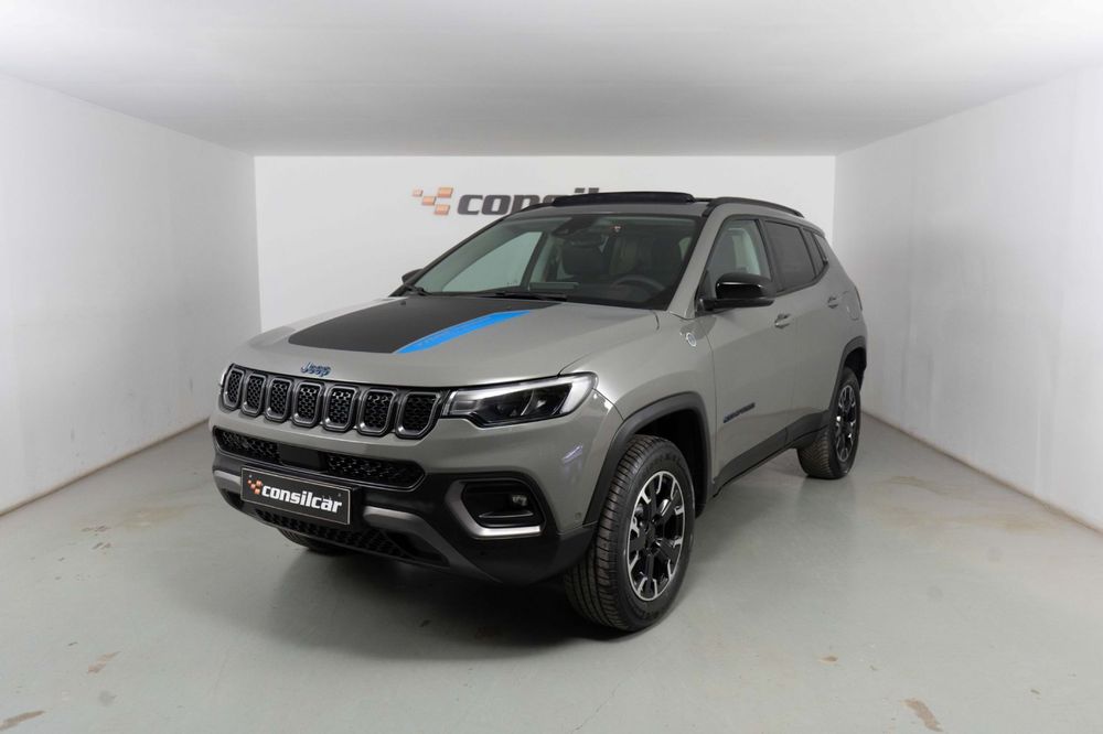Jeep Compass 1.3 TG Trailhawk
