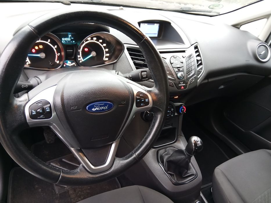 Ford Fiesta 2016r 1.3b. 5-drzwi