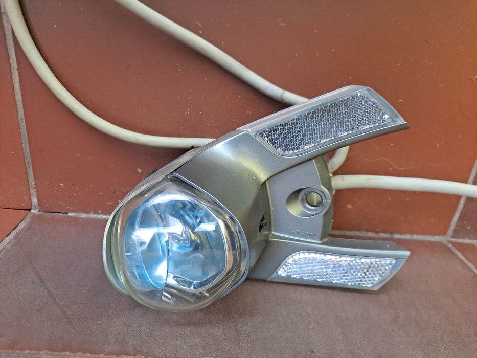 Lampka do roweru elektryczny Gazelle