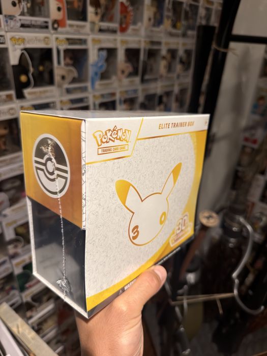 Pokémon ETB 30 Anos Selada