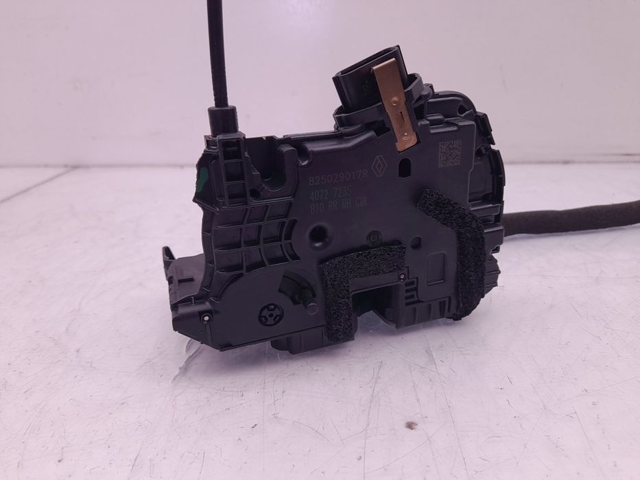 Fechadura / fecho porta trás direito RENAULT Zoe (BFM_)