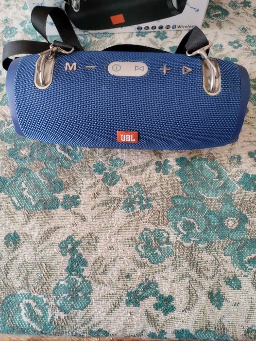 Продам колонку JBL XTEMRE 2