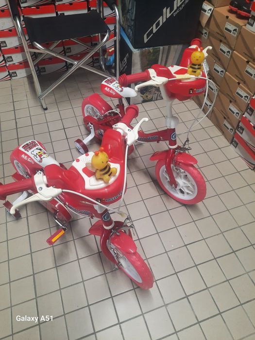 Bicicleta de crianca roda 12 nova