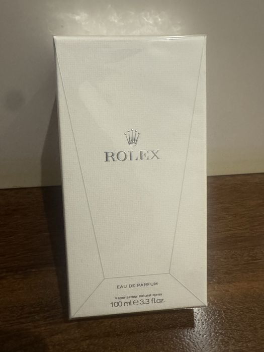 Vendo perfume ROLEX novo selado