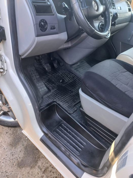 VW Transporter T5 1.9 LONG