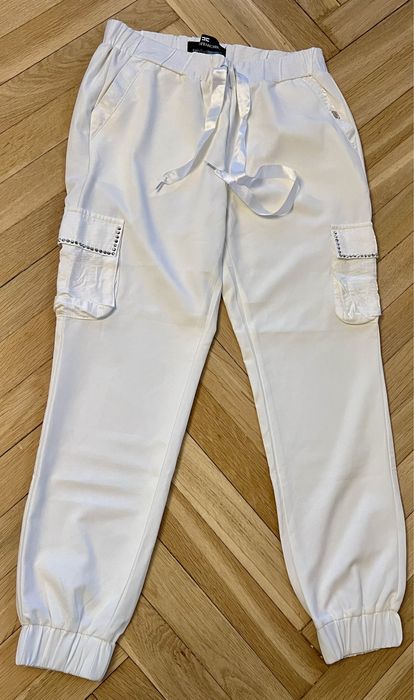 Lekkie, białe spodnie Elisabetta Franchi Jeans rozm 30