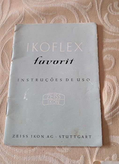 Câmara Zeiss Ikon Ikoflex Favorit Tessar 75mm completa 1957 (TLR)