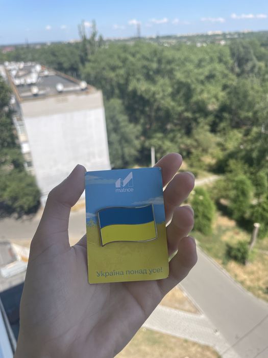 Значки, піни патріотичні