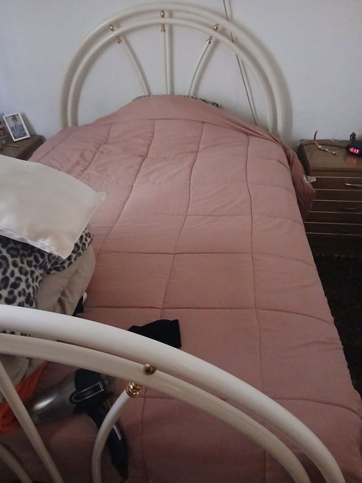 Cama como nova 2 anos