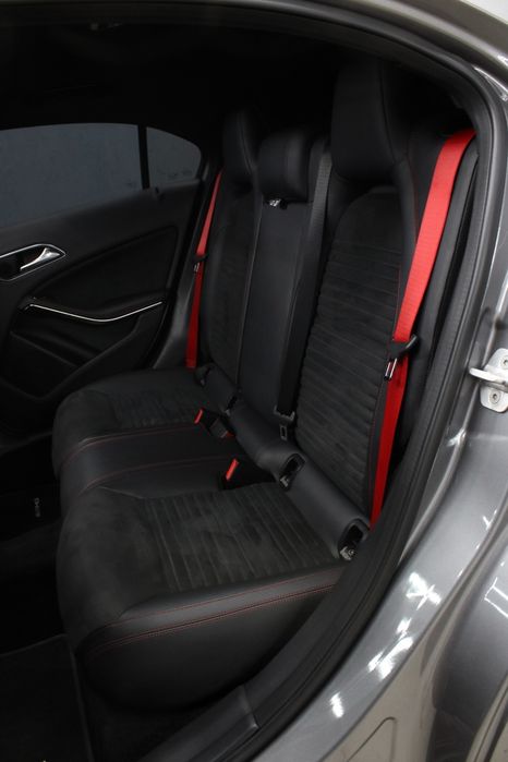 Mercedes-Benz A45 AMG 4Matic 360CV (369€/mês) | Escape AMG Performance | Harman Kardon