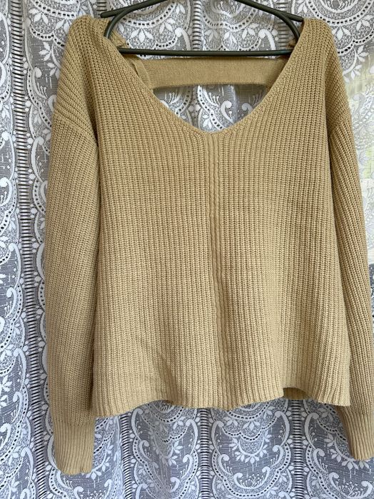 Продам вязану кофту