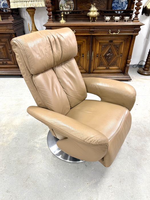 Модернове поаоротне шкіряне крісло RELAX Мебель из Голландии