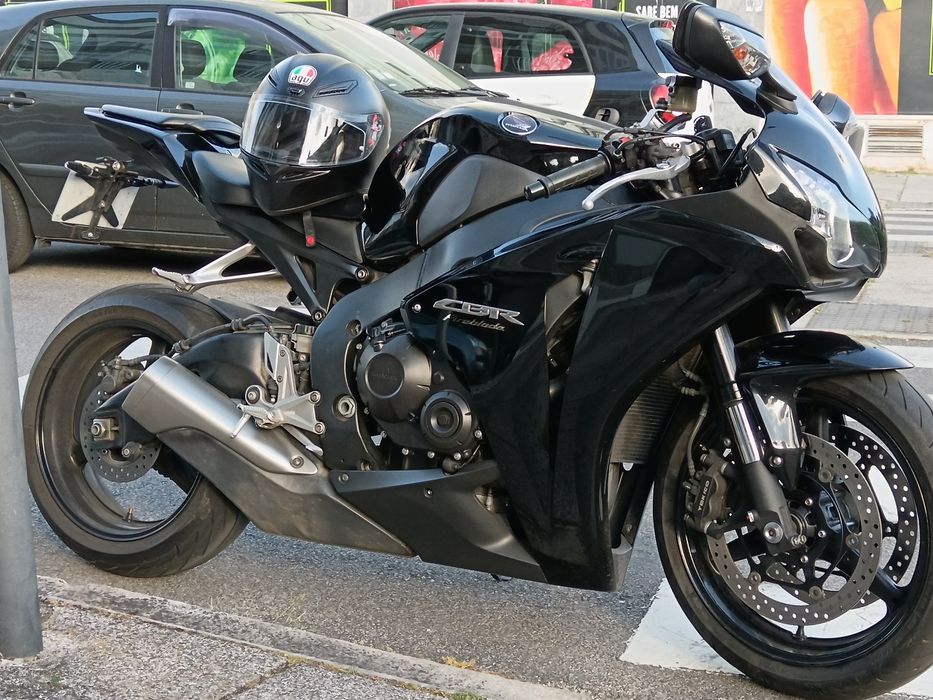 CBR 1000rr Fireblade