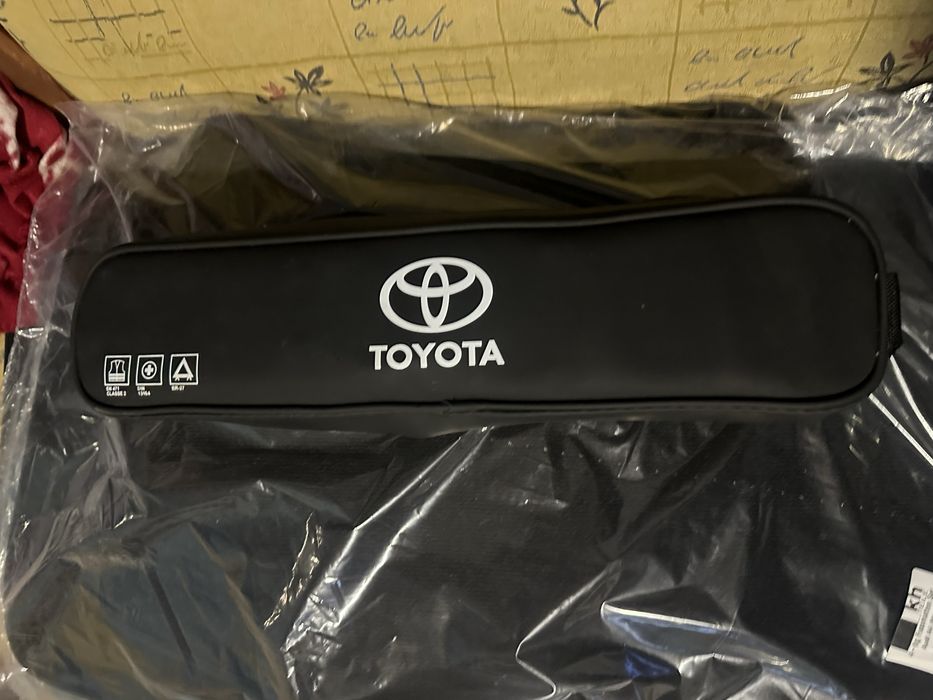 Аптечка автомобільна ,знак,жилетка toyota ,din13164 , до 2028 року