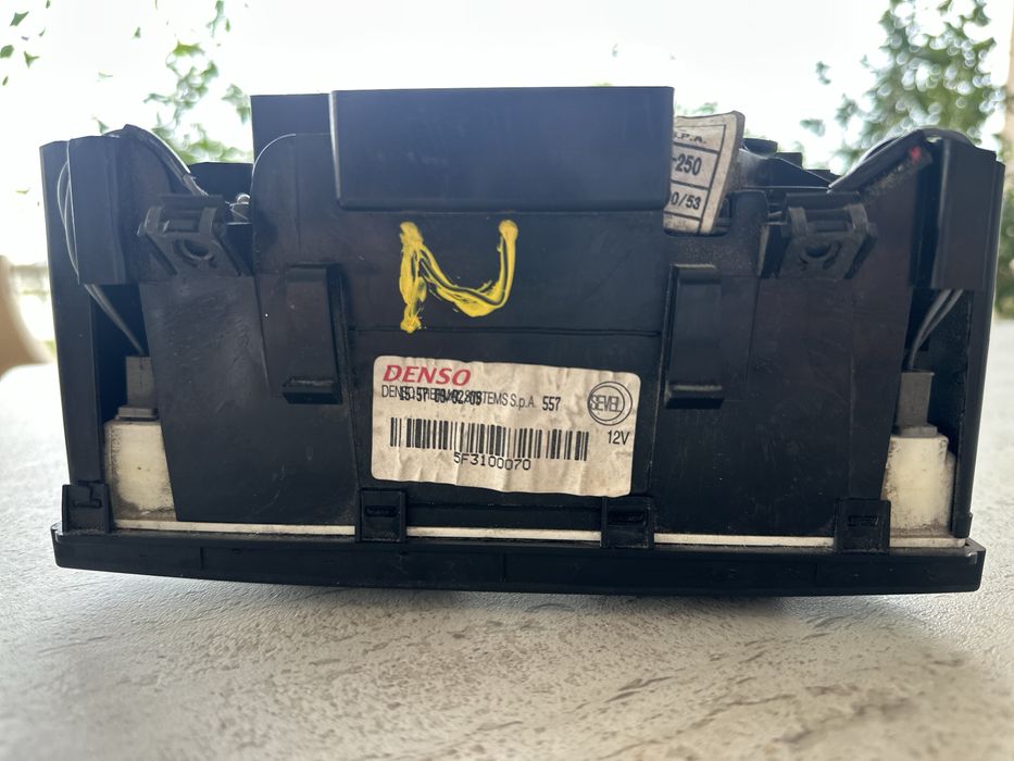 Painel de controlo do aquecimento e ventilação carro