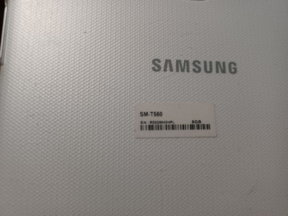 tablet samsung sm t560