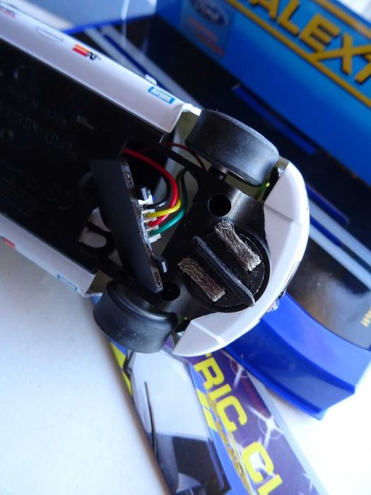 Ford Mustang FR500C Scalextric C2774;4x4 four weel drive;digital chip