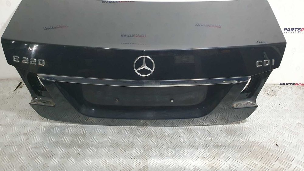 Кришка багажника колір 197 Mercedes E220 AMG W212 2013-2016р оригінал