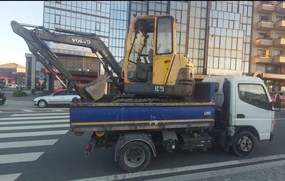 Volvo EC25 Mini Escavadora Giratória 2.5T – Ano 2001 – Engate Rápido
