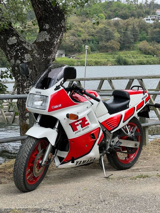 Yhamaha fz750 isenta iuc