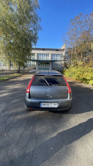 автомобіль Citroën C4