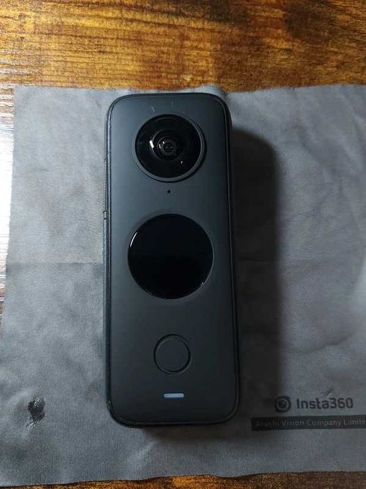 Sprzedam kamerę Insta360 One X2