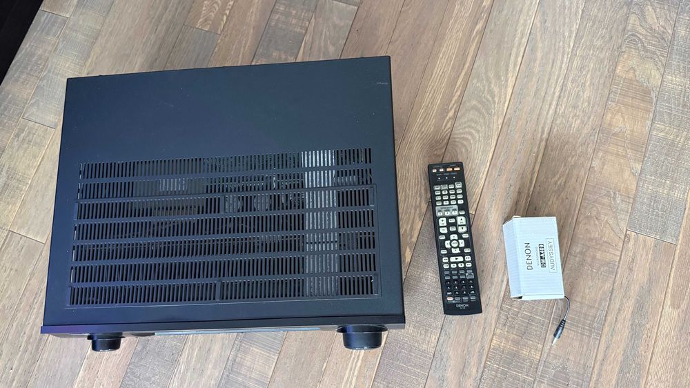 Amplituner Denon AVR 1911 7.1 z pilotem, mikrofonem Audyssey, oryginalnym kablem zasilającym, w pełni sprawny