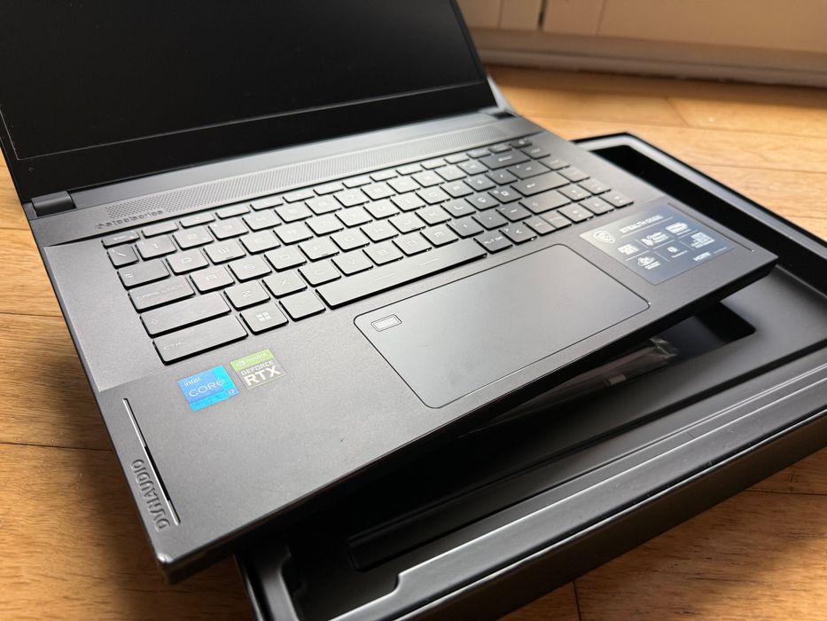 Portátil MSI 15.6" Stealth GS66 12UHS