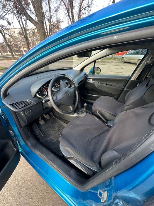 Peugeot 2007 универсал