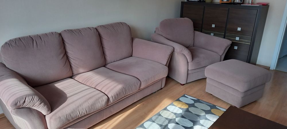 Komplet wypoczynkowy-Sofa, fotel, pufa -Agata Meble