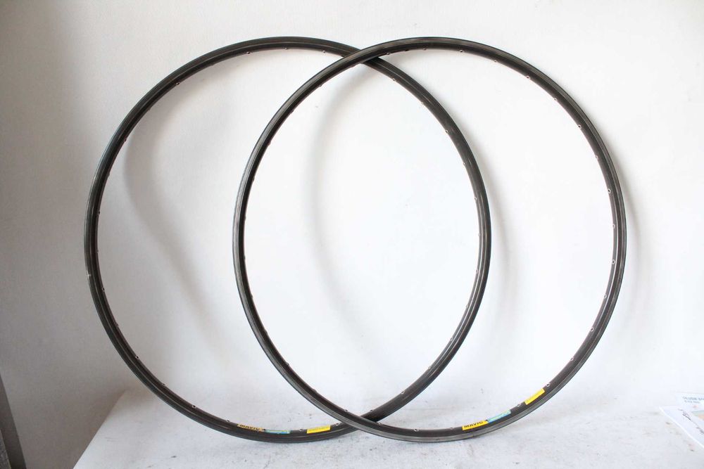 obręcze 28"mavic open 4 cd retro kolarzówka  32H clincher 0525