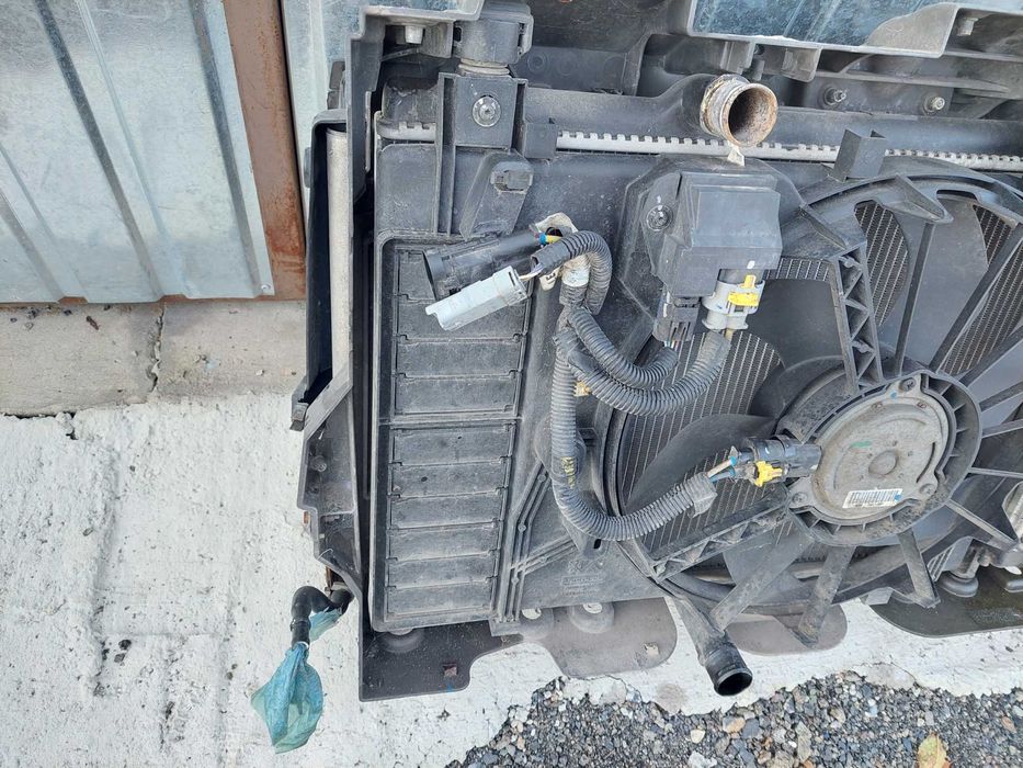 Peugeot 508 1.6 E-HDI THP Pas Przedni Kompletny chłodnice