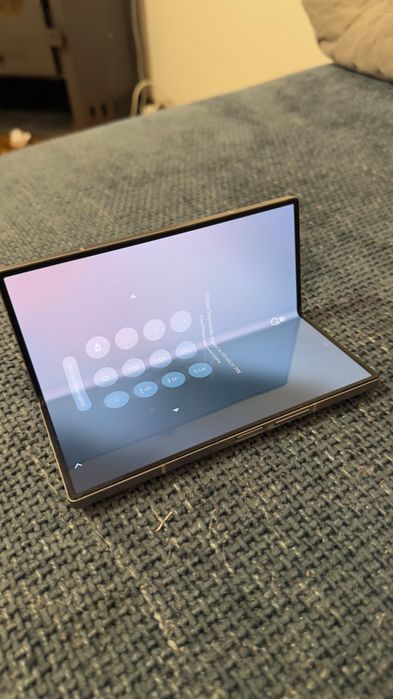 Samsung Galaxy Z Fold 6 256GB Cinza