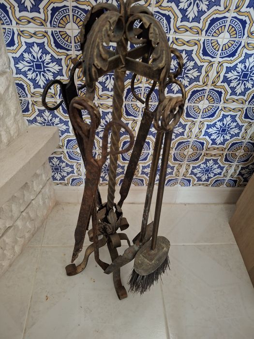 Utensílios de lareira