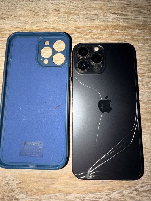 IPhone 13 Pro Max 128g traseira estalada