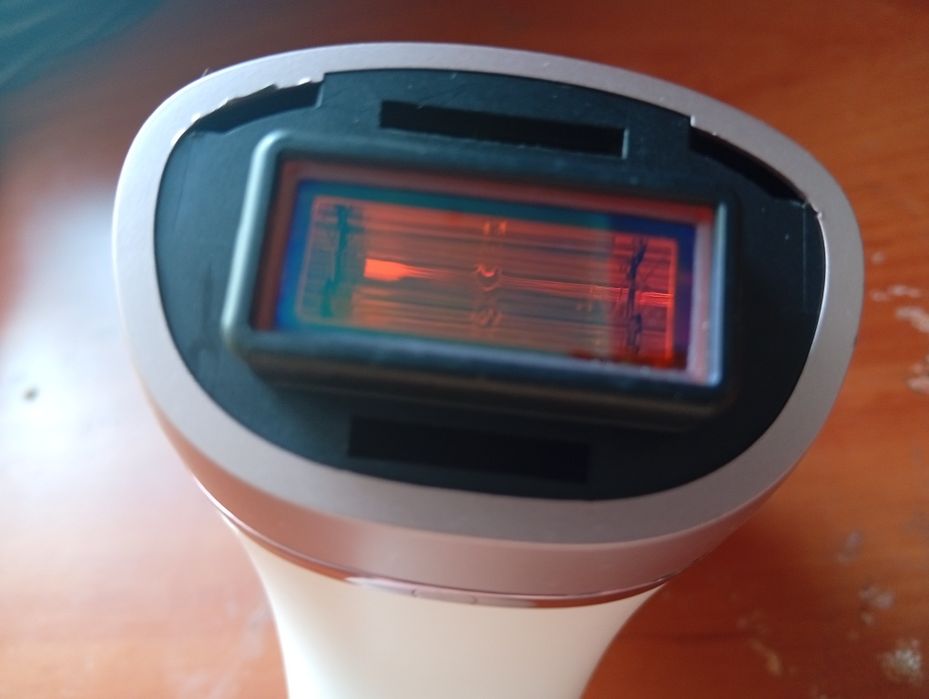 Depilator laserowy, Philips NL9206AD, uszkodzony.