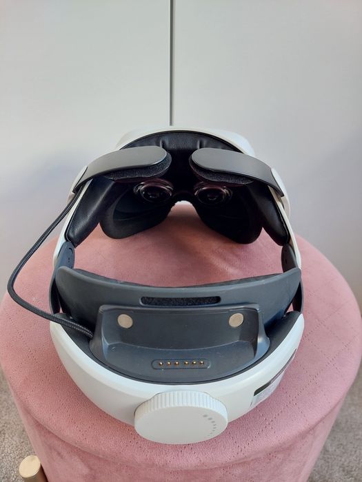 Meta Oculus Quest 2 [+ 10 gier]