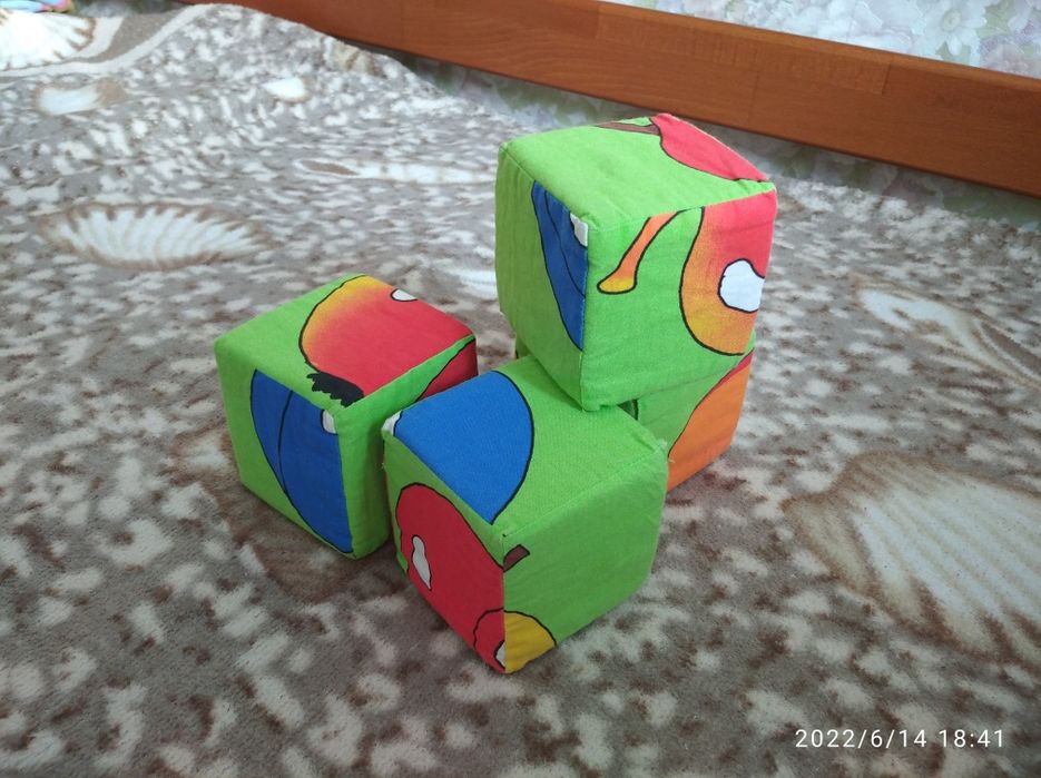 Продам мягкие детские кубики пазлы
