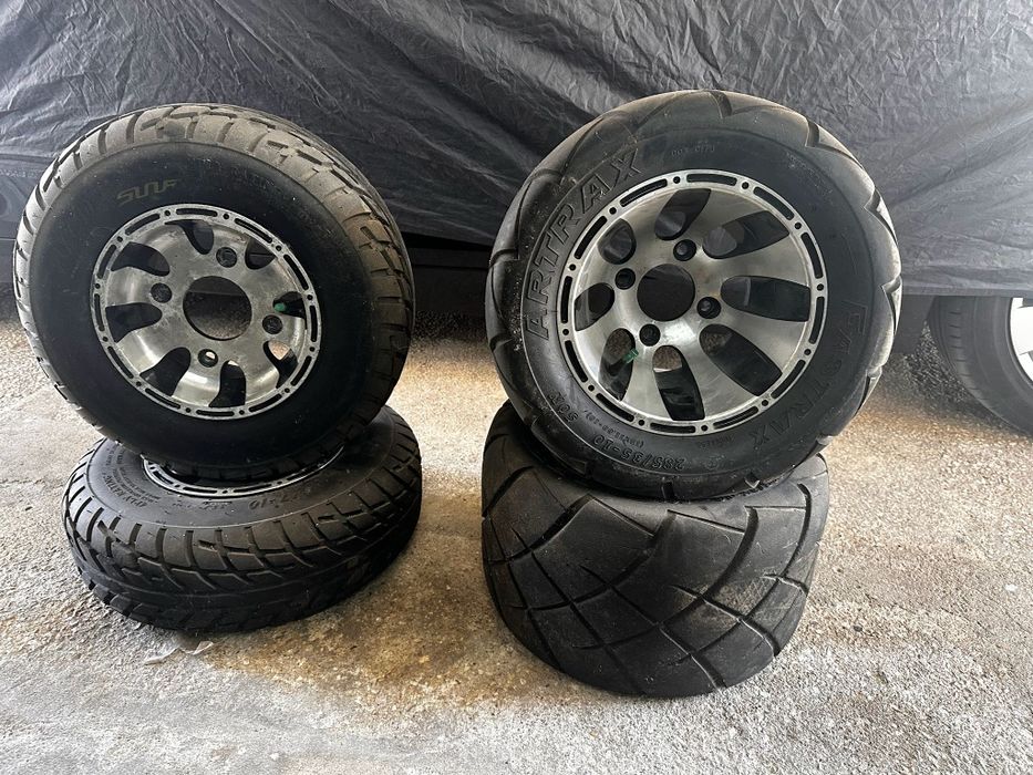 Jantes especiais com pneus estrada moto 4