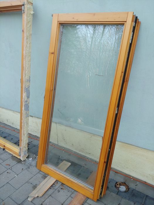 Okno razem z ramą  147x158