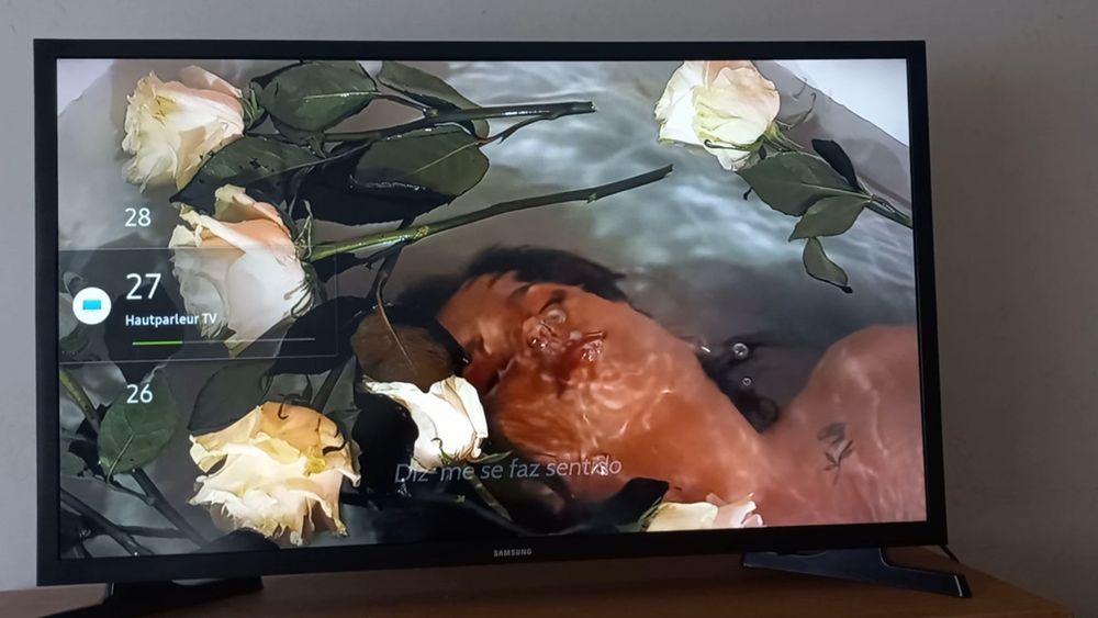 TV Samsung 32 Polegadas com comando