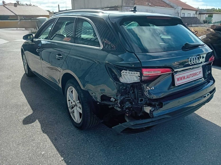 Audi A4 Avant 30 tdi S Tronic - Nacional - NEGOCIÁVEL
