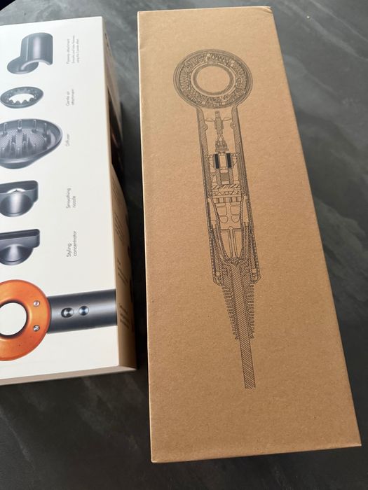 Suszarka Dyson Supersonic HD8