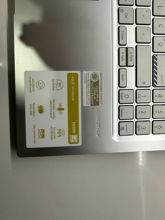 ASUS Vivobook M1502Y - Ryzen 7/SSD 512GB/8G RAM