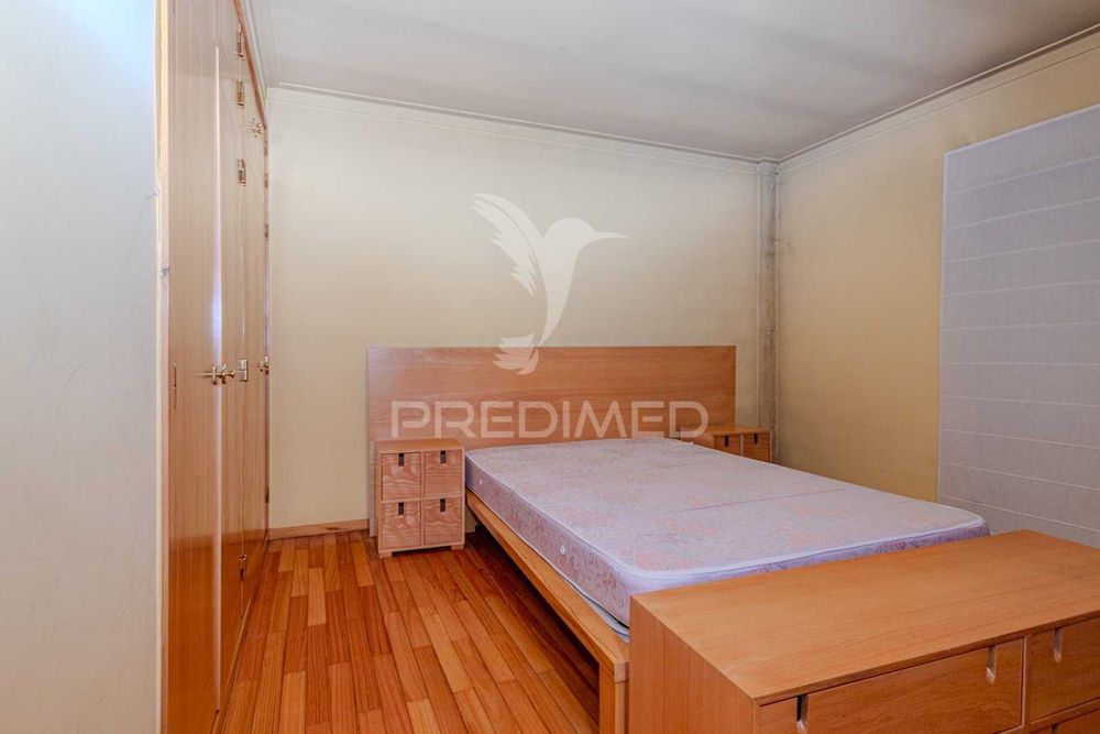 Apartamento T3 com ótima localização em Felgueiras