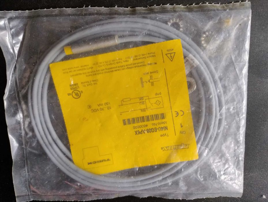 NI4U-EG08-AP6X датчик індуктивний новий